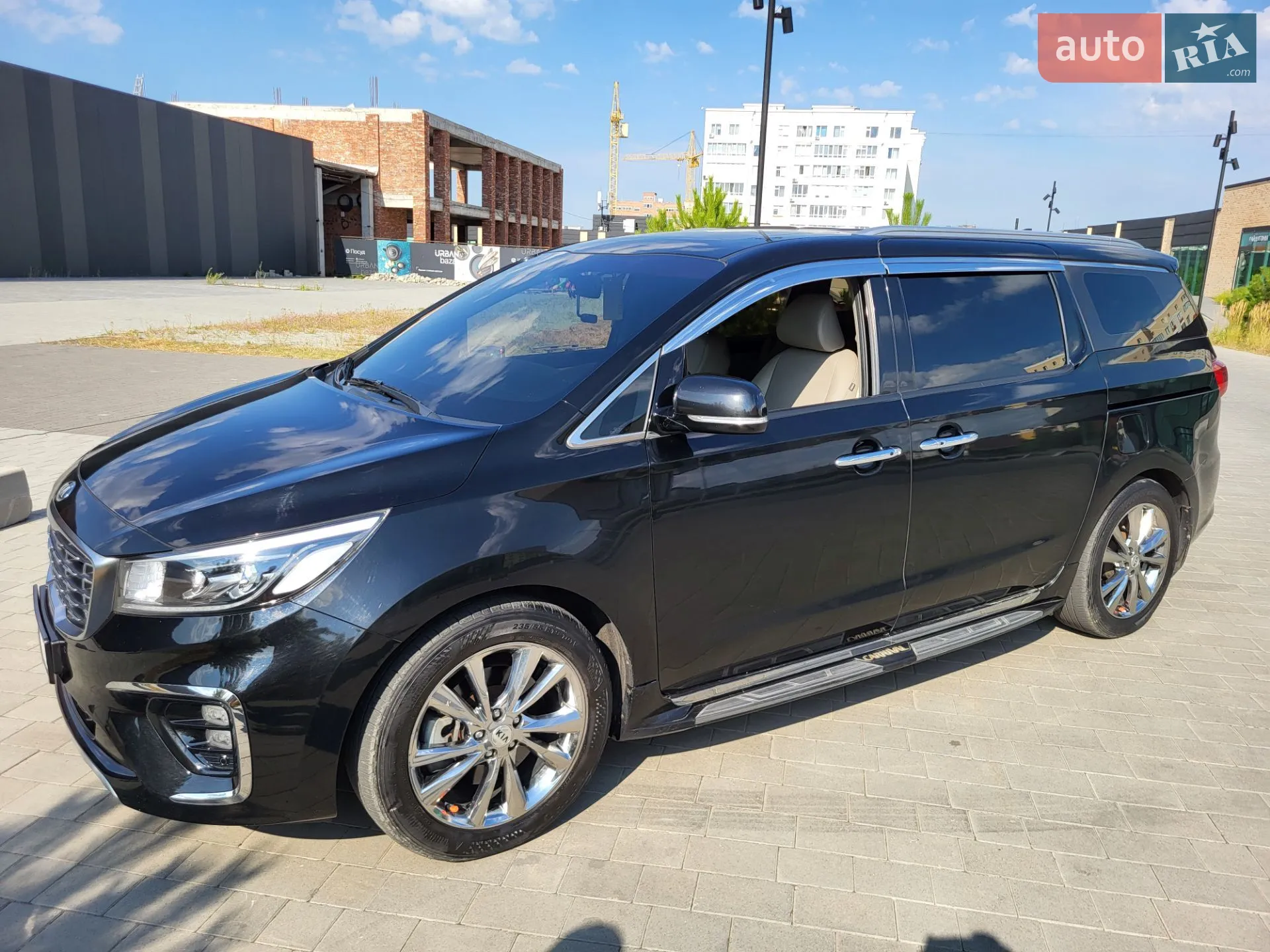 2018 Kia Carnival - мініатюра 19