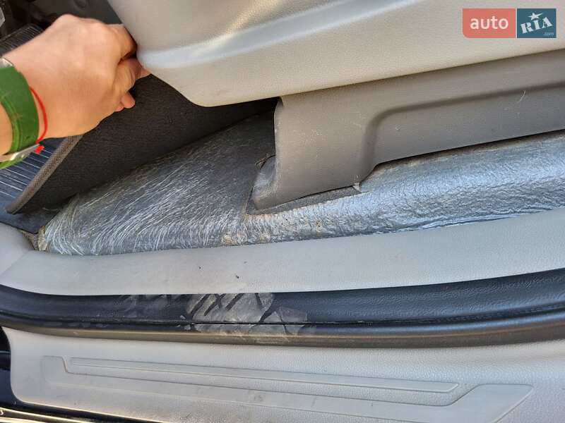 Минивэн Kia Carnival 2018 в Хмельницком