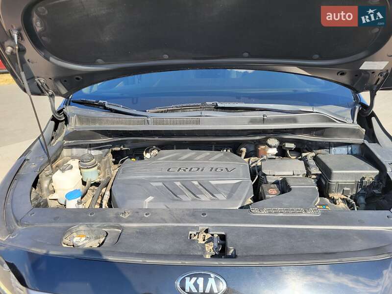 Минивэн Kia Carnival 2018 в Хмельницком