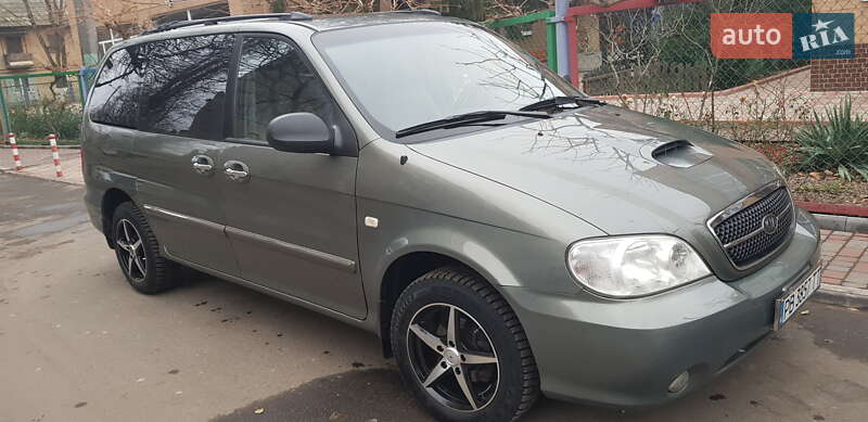 Мінівен Kia Carnival 2004 в Одесі