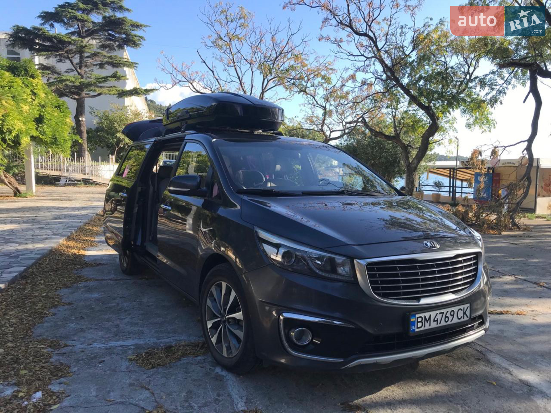 2015 Kia Carnival - мініатюра 13