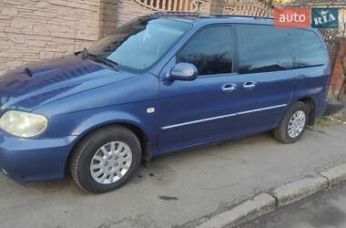 Мінівен Kia Carnival 2002 в Луцьку