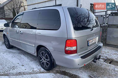 Минивэн Kia Carnival 2003 в Черновцах