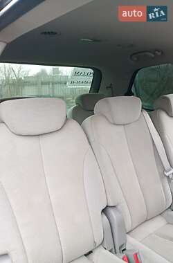 Минивэн Kia Carnival 2008 в 