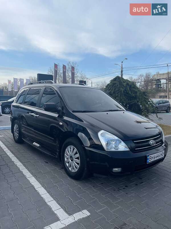Минивэн Kia Carnival 2006 в Одессе фото 6 Минивэн Kia Carnival 2006 в Одессе