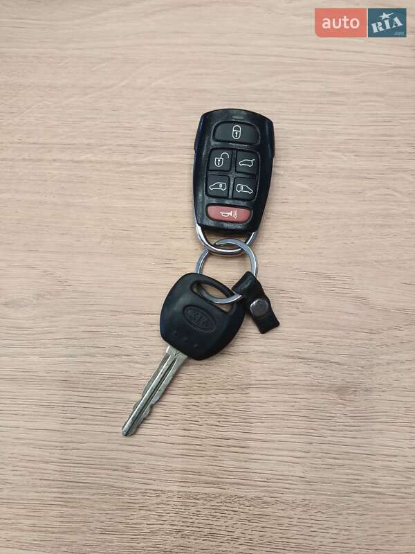Минивэн Kia Carnival 2006 в Одессе фото 19 Минивэн Kia Carnival 2006 в Одессе