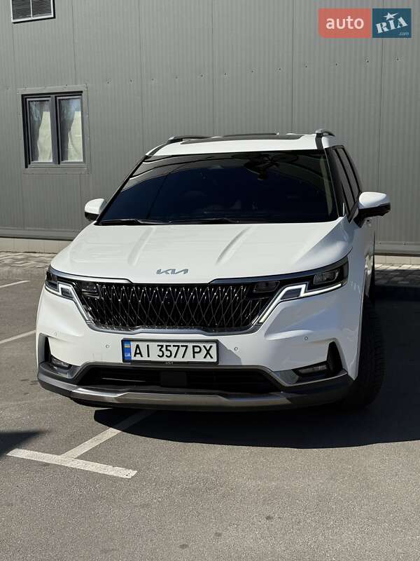 Минивэн Kia Carnival 2022 в Киеве
