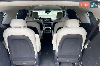 Минивэн Kia Carnival 2023 в Киеве