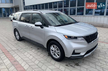Мінівен Kia Carnival 2023 в Запоріжжі