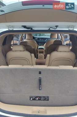 Минивэн Kia Carnival 2019 в 