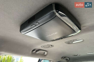 Минивэн Kia Carnival 2006 в 