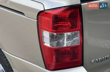 Мінівен Kia Carnival 2008 в 