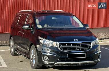 Минивэн Kia Carnival 2015 в Одессе