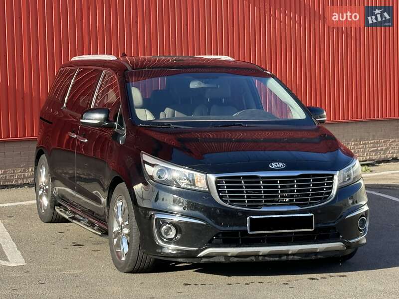 Kia Carnival 2015