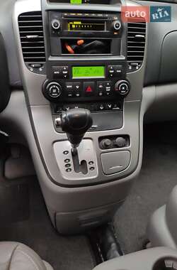 Минивэн Kia Carnival 2007 в 