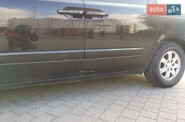 Мінівен Kia Carnival 2008 в 