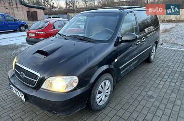 Минивэн Kia Carnival 2005 в Львове
