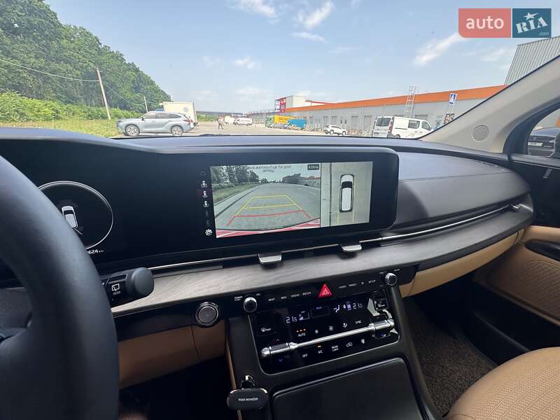 Минивэн Kia Carnival 2022 в Киеве