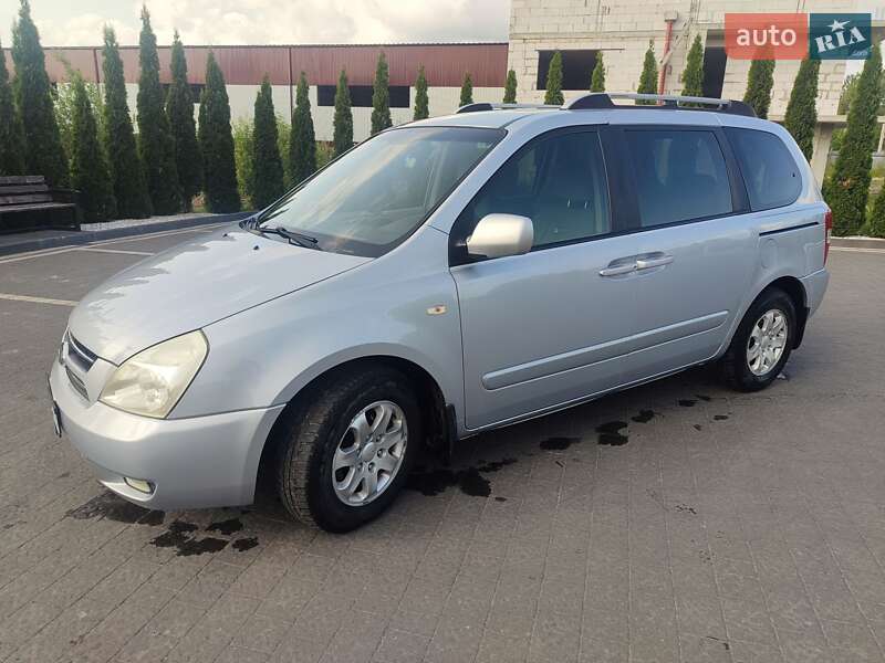 Мінівен Kia Carnival 2007 в Надвірній