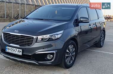 Мінівен Kia Carnival 2017 в Одесі