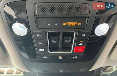 Минивэн Kia Carnival 2023 в 