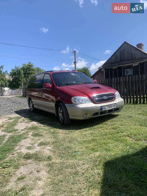 Мінівен Kia Carnival 2004 в Ковелі