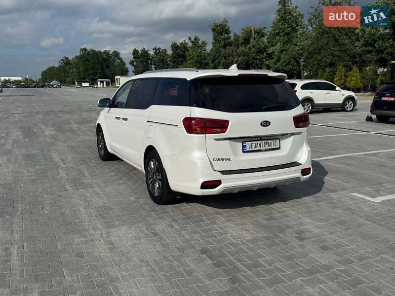 Минивэн Kia Carnival 2019 в Киеве фото 6 Минивэн Kia Carnival 2019 в Киеве