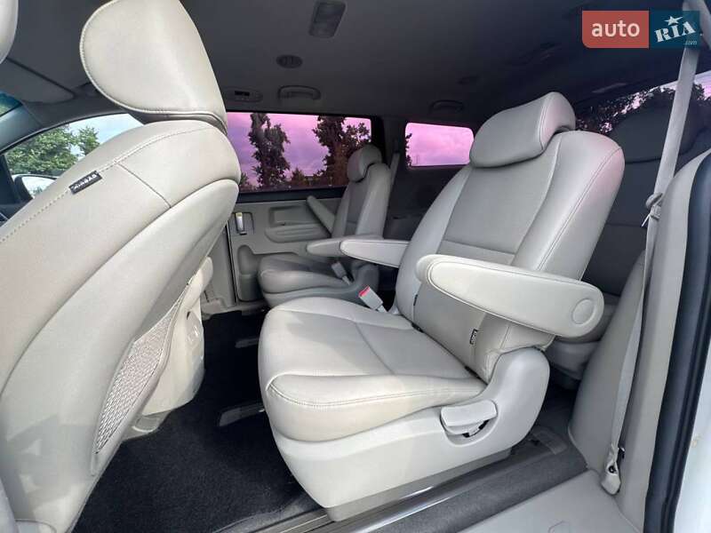 Минивэн Kia Carnival 2019 в Киеве фото 22 Минивэн Kia Carnival 2019 в Киеве