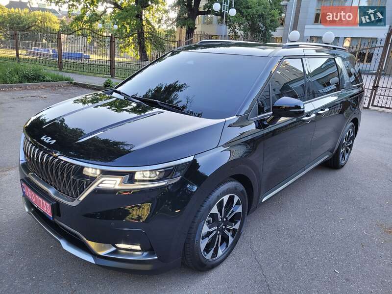 Мінівен Kia Carnival 2023 в Полтаві