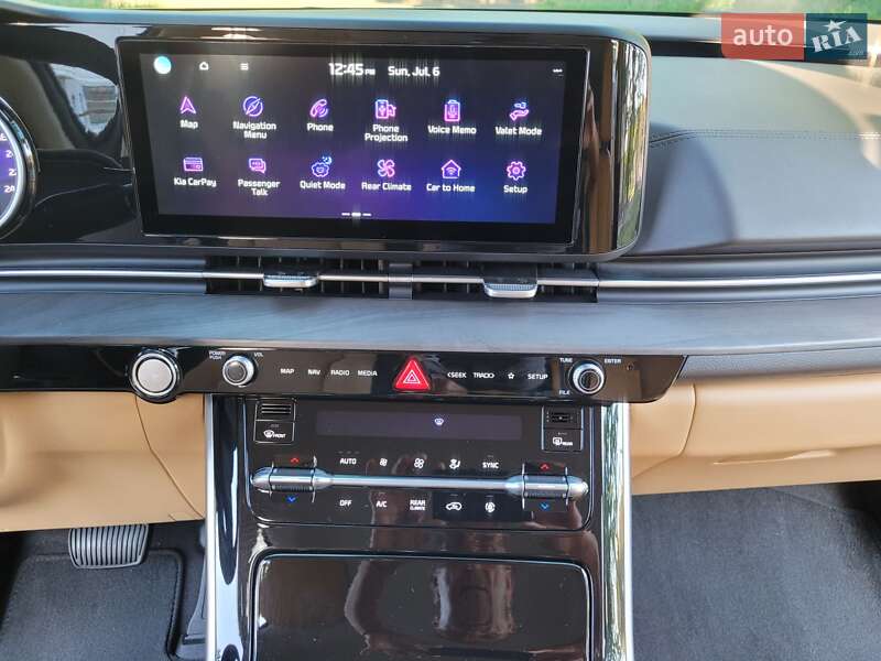 Мінівен Kia Carnival 2023 в Полтаві