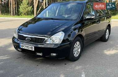 Минивэн Kia Carnival 2012 в Виннице