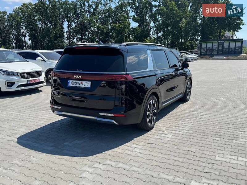 Минивэн Kia Carnival 2023 в Киеве