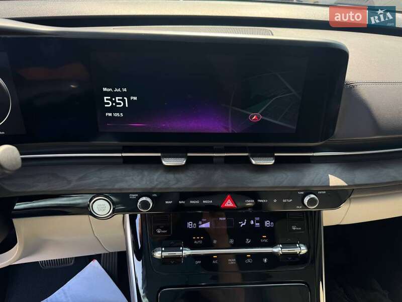 Минивэн Kia Carnival 2023 в Киеве