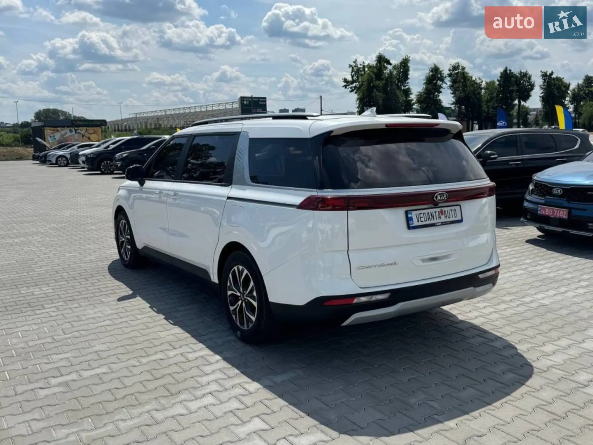 2021 Kia Carnival - мініатюра 6