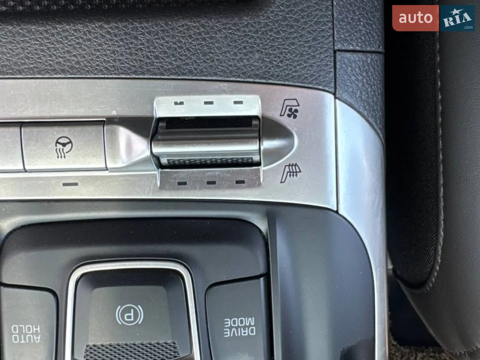 2021 Kia Carnival - мініатюра 18