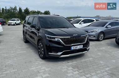 Минивэн Kia Carnival 2021 в Киеве