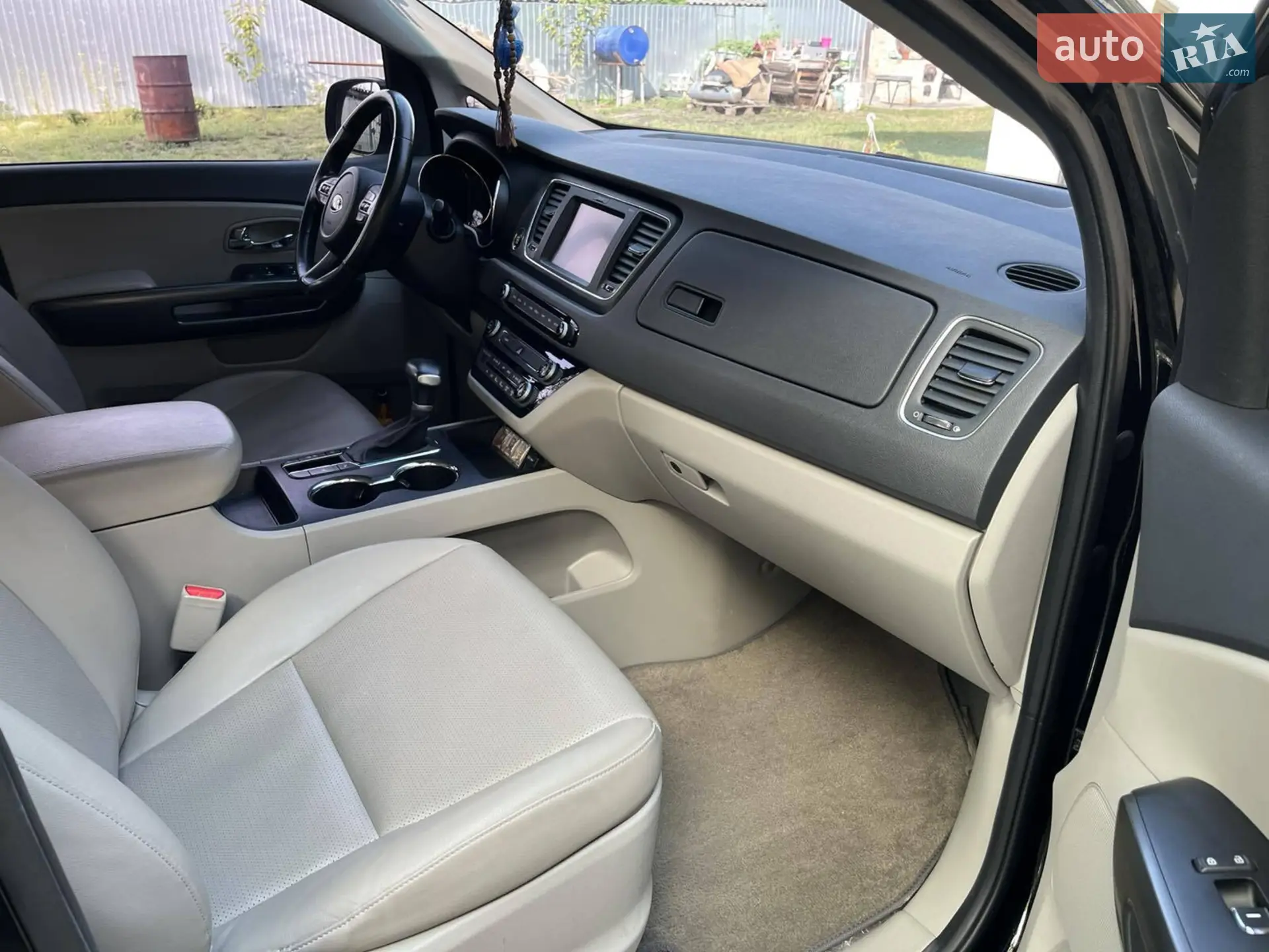 2019 Kia Carnival - мініатюра 26