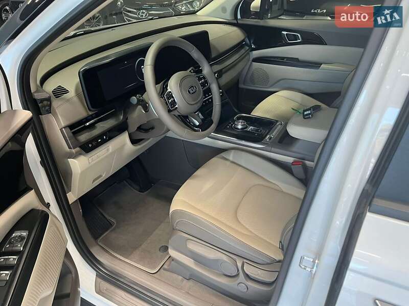 Мінівен Kia Carnival 2021 в Одесі