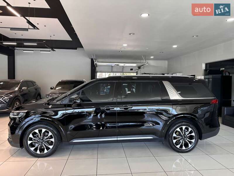 Мінівен Kia Carnival 2022 в Одесі