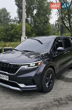 Минивэн Kia Carnival 2023 в Трускавце