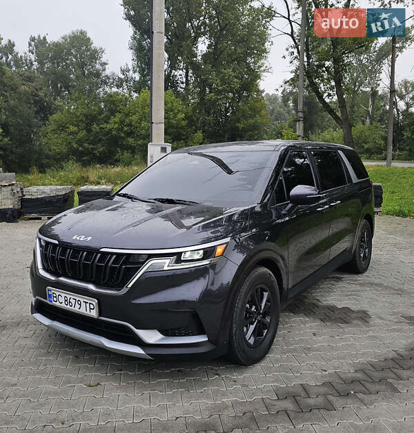 Мінівен Kia Carnival 2023 в Трускавці