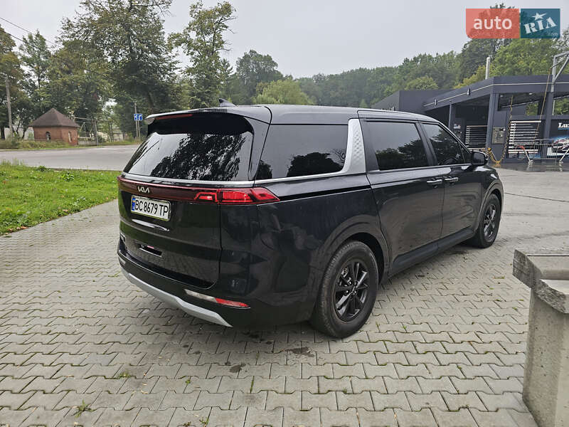 Мінівен Kia Carnival 2023 в Трускавці