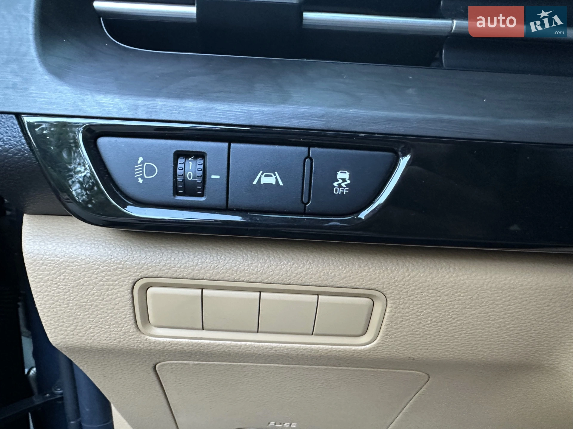 2020 Kia Carnival - мініатюра 57