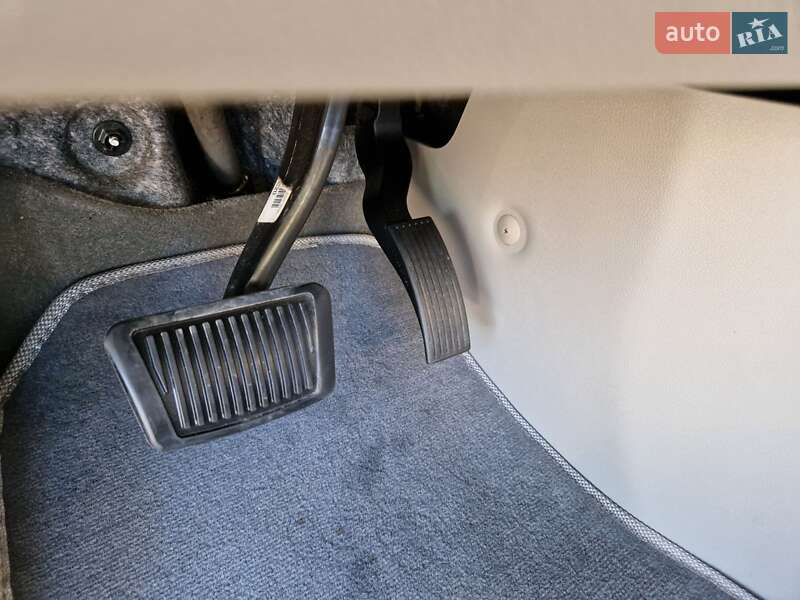 Минивэн Kia Carnival 2018 в Одессе