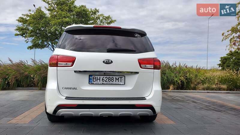 Мінівен Kia Carnival 2015 в Одесі фото 17 Мінівен Kia Carnival 2015 в Одесі