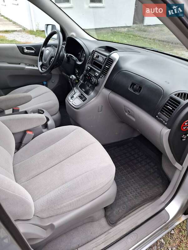 Минивэн Kia Carnival 2007 в Житомире фото 7 Минивэн Kia Carnival 2007 в Житомире