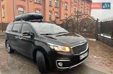 Мінівен Kia Carnival 2014 в Києві