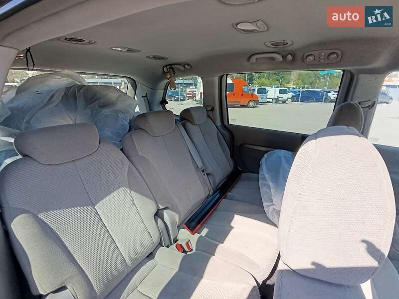 Мінівен Kia Carnival 2007 в Полтаві фото 22 Мінівен Kia Carnival 2007 в Полтаві