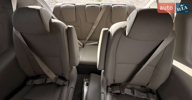 Мінівен Kia Carnival 2017 в Білгороді-Дністровському фото 11 Мінівен Kia Carnival 2017 в Білгороді-Дністровському