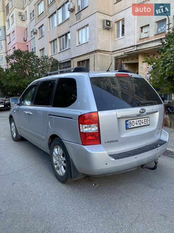 Мінівен Kia Carnival 2006 в Полтаві фото 2 Мінівен Kia Carnival 2006 в Полтаві
